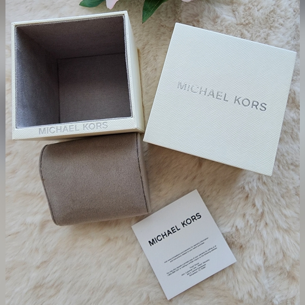 ❤️Box Michael Kors Watch
